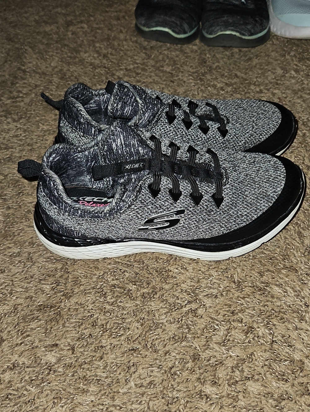 Skechers Gray Black Knit Slip-On Sneakers